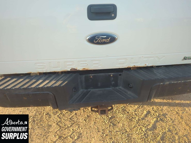 2011-ford-f250-image-37