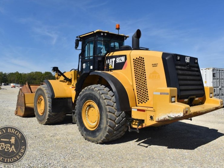 2014-caterpillar-982m-image-3