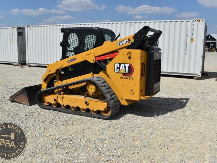 2020-caterpillar-299d3-image-3