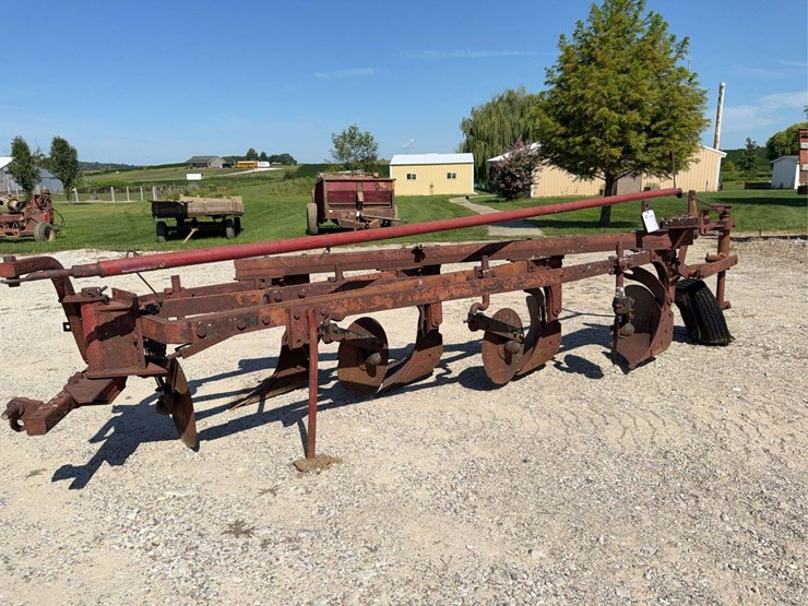 4-bottom-plow-image-1