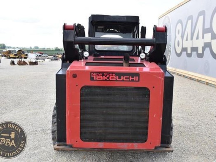 2016-takeuchi-ts80v2-image-9