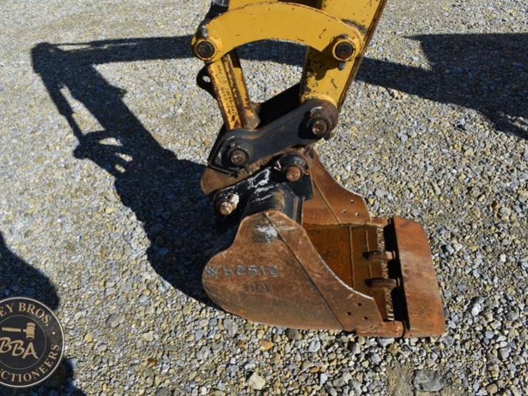2013-caterpillar-305.5d-cr-image-27