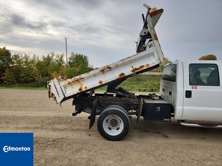 2012-ford-f550-image-39