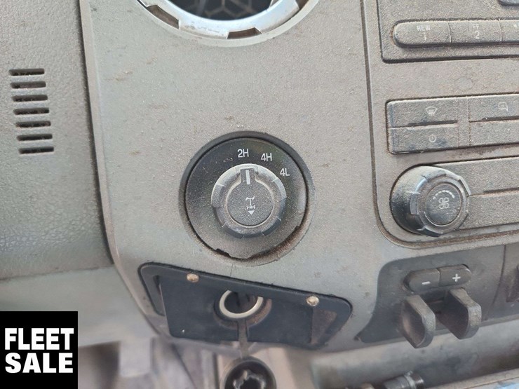 2011-ford-f350-image-13