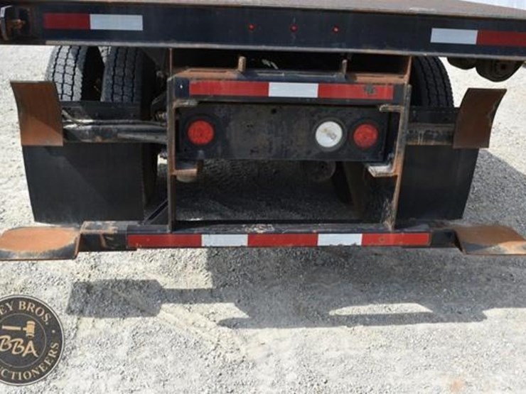2013-international-durastar-4400-image-40
