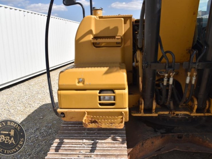 2011-caterpillar-312d-image-25