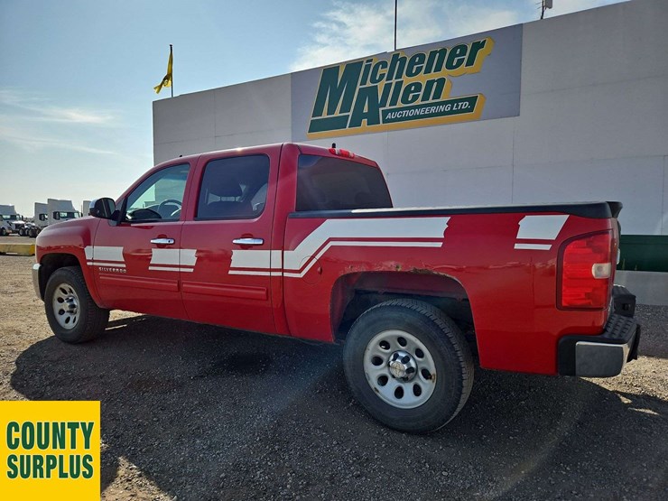 2013-chevrolet-silverado-1500-lt-image-3