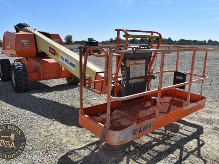 2007-jlg-600s-image-8
