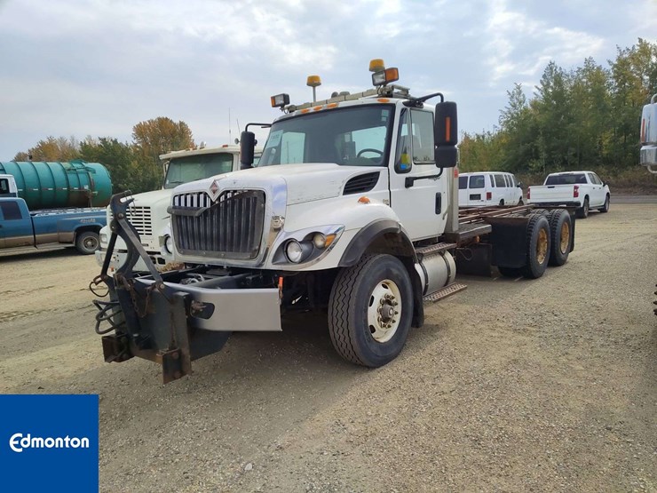 2014-international-workstar-7400-image-1
