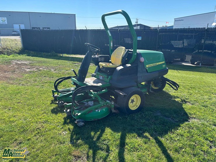 2009-john-deere-7400-image-1