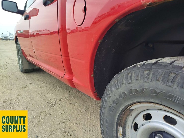 2012-ram-tradesman-image-45