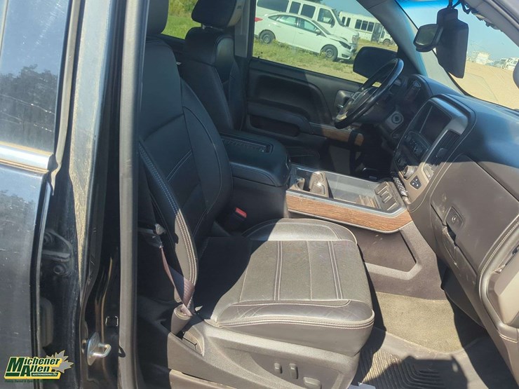 2017-gmc-sierra-1500-image-17