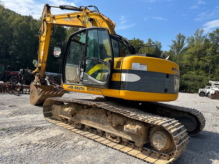 #132-•-jcb-235-excavator-image-5