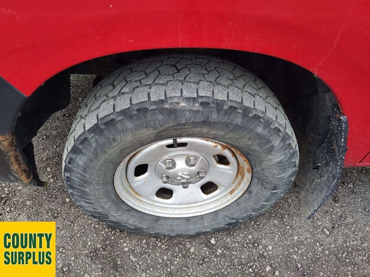 2015-ram-tradesman-image-16