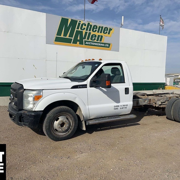 2011 FORD F350