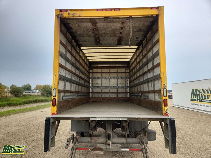 2013-international-durastar-4300-image-29