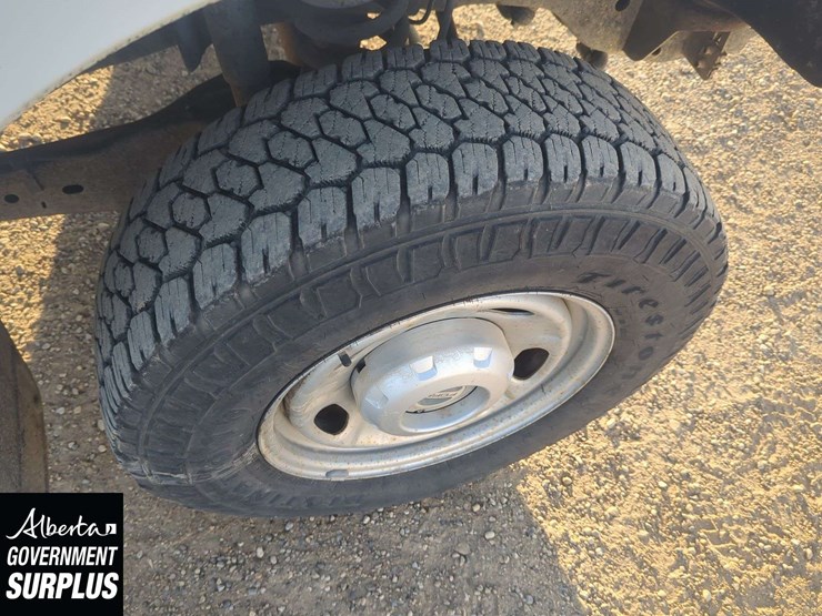 2011-ford-f250-image-34