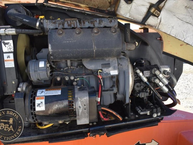 2013-jlg-600aj-image-24