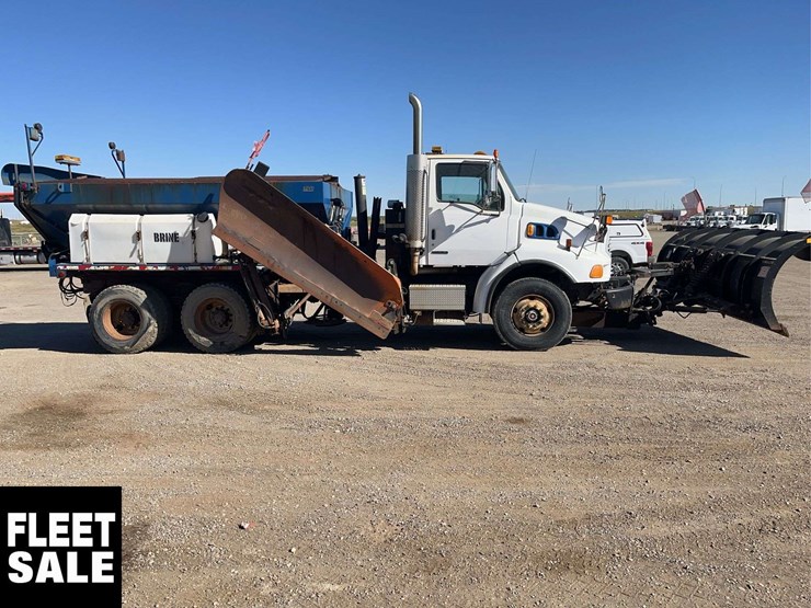 2006-sterling-lt8500-image-5