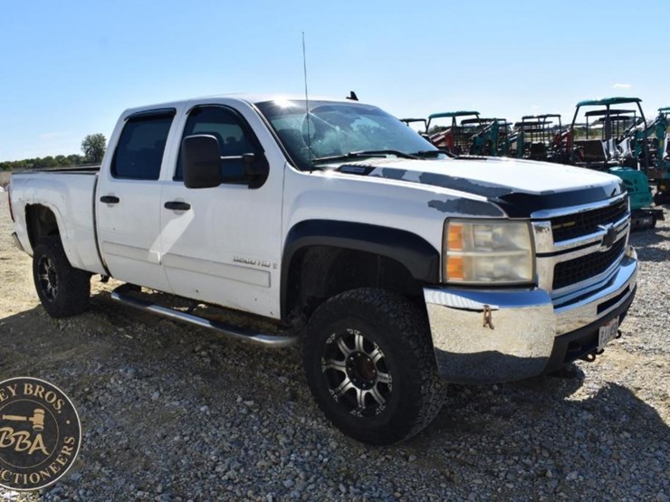 2007-chevrolet-silverado-2500hd-image-35