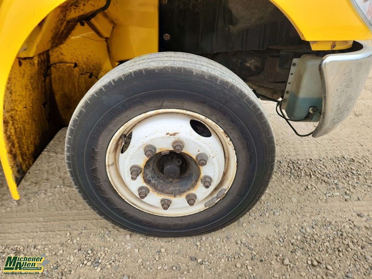 2013-international-durastar-4300-image-15