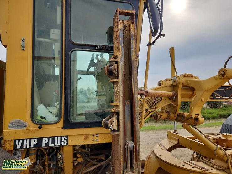 2007-caterpillar-140h-image-36