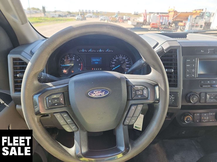 2020-ford-f350-image-14