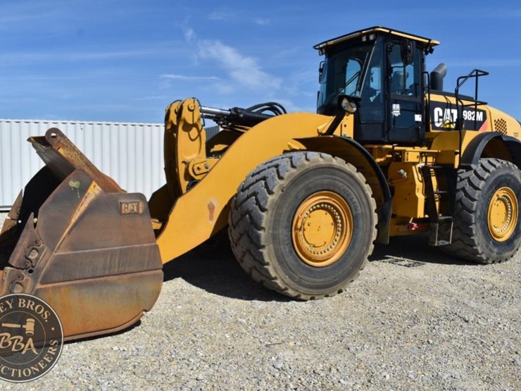2014-caterpillar-982m-image-25