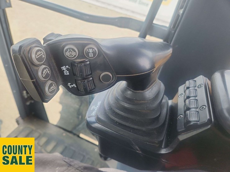 2019-deere-872g-image-39