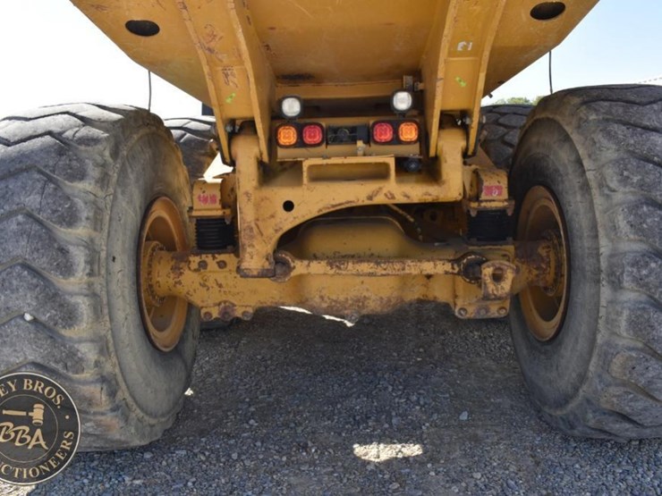 2012-caterpillar-740b-image-69