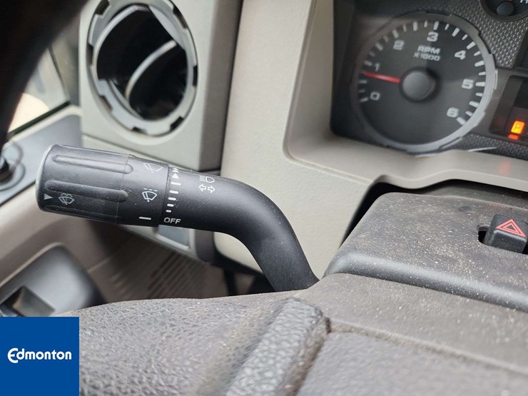 2009-ford-f350-image-19