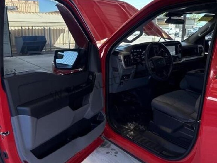 2022-ford-f150-image-26