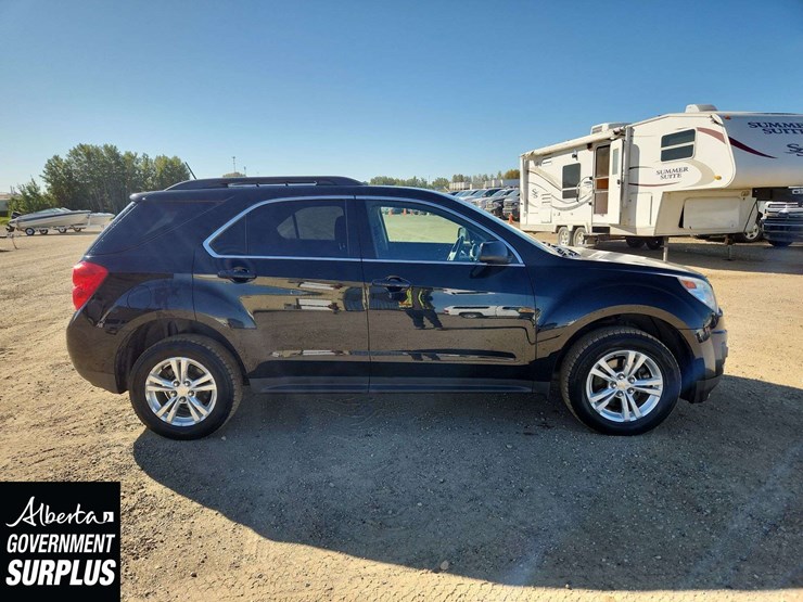 2015-chevrolet-equinox-lt-image-24
