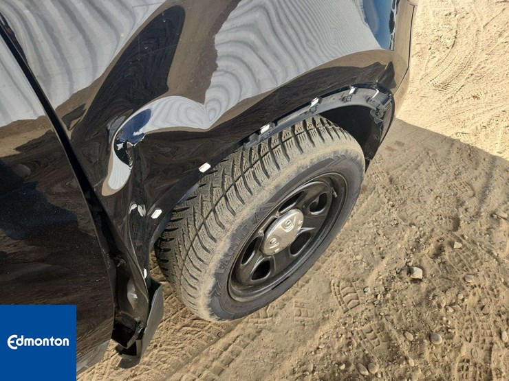 2014-ford-explorer-image-33
