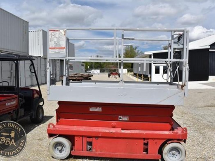 electric-scissor-lift-37988-image-5