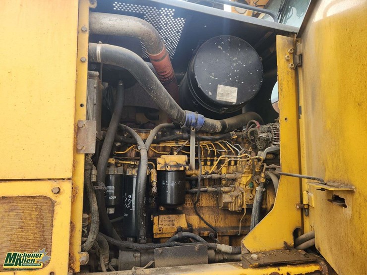 2006-deere-770d-image-35