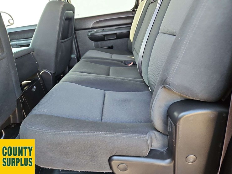 2013-chevrolet-silverado-1500-lt-image-10