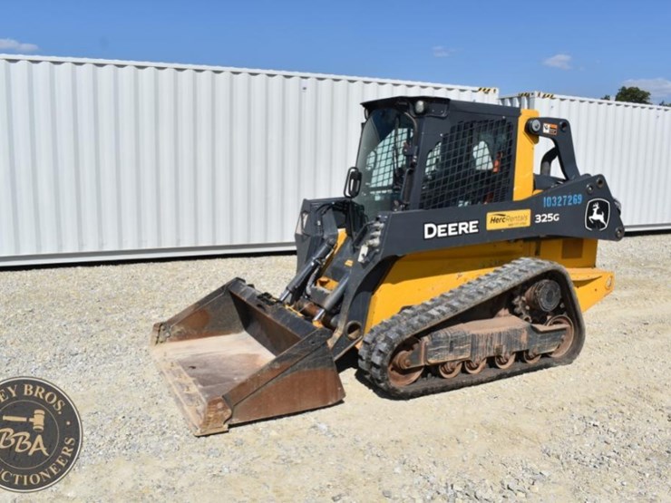 2021-deere-325g-image-41