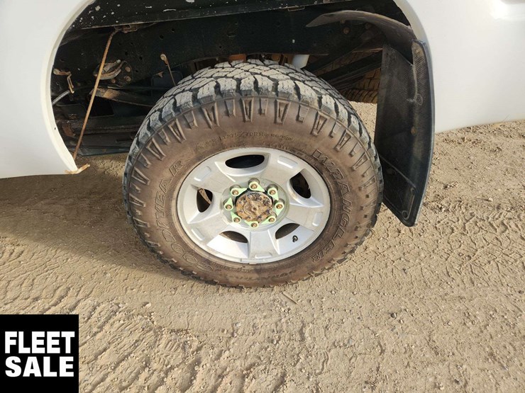 2014-ford-f350-image-31