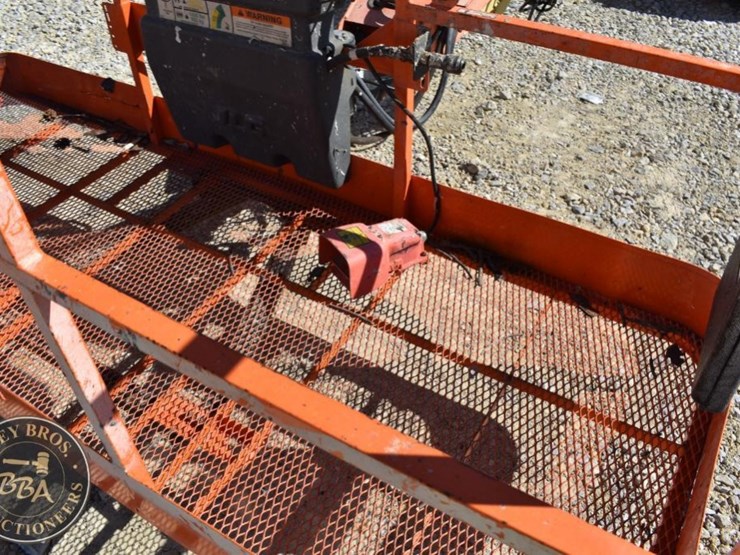 2007-jlg-600s-image-11