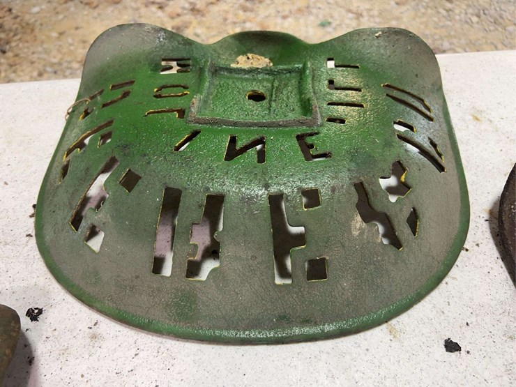 (3)-cast-iron-seats-image-11