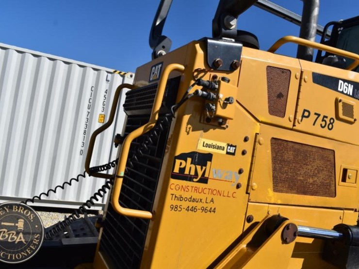 2020-caterpillar-d6n-lgp-image-39