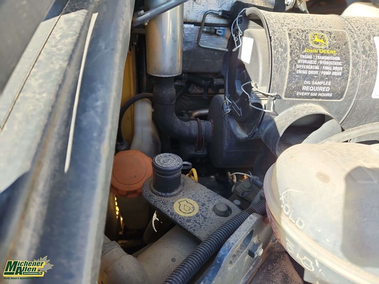 deere-326e-image-26