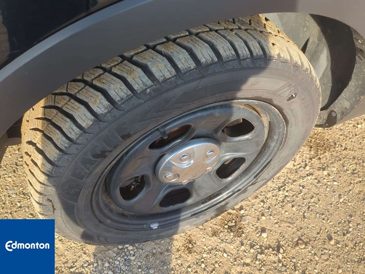 2018-ford-explorer-image-31
