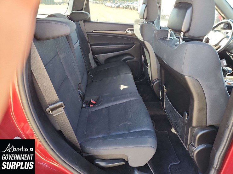 2014-jeep-grand-cherokee-image-21