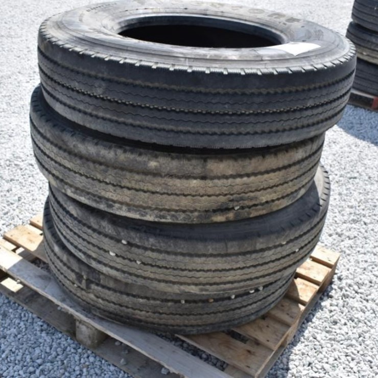 Tires FIRESTONE 11R22.5 TRUCK TIRES 37959
