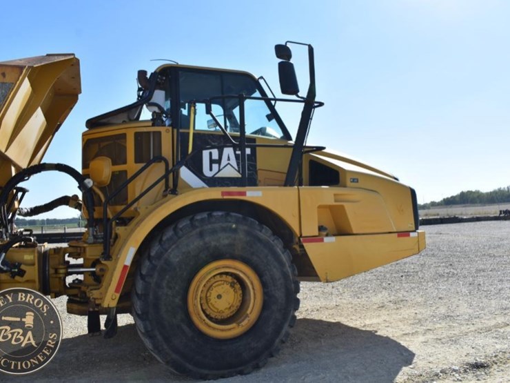 2012-caterpillar-740b-image-51