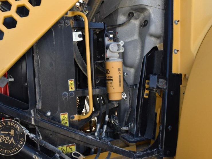 2014-caterpillar-982m-image-90