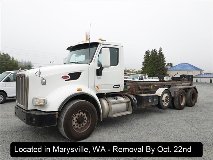 2015-peterbilt-567-image-1