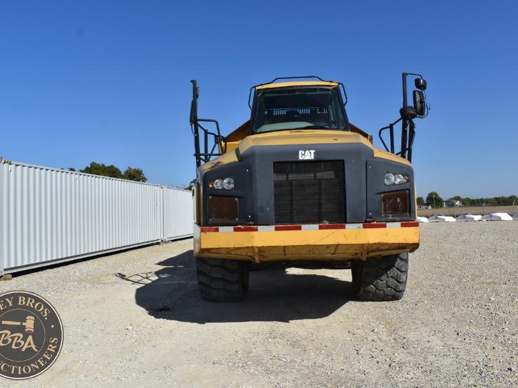 2011-caterpillar-740b-image-6